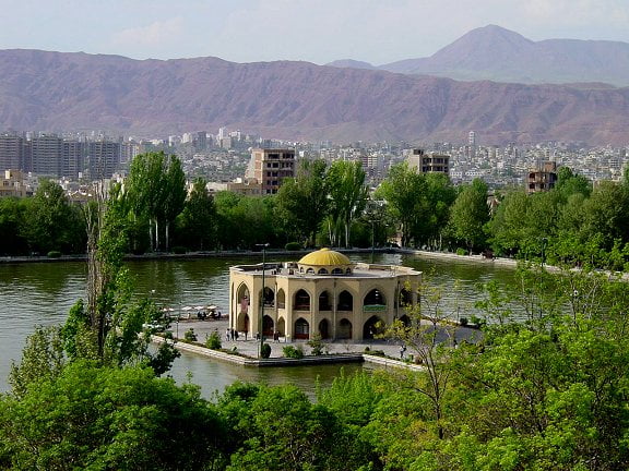 تور هوایی تبریز از شیراز